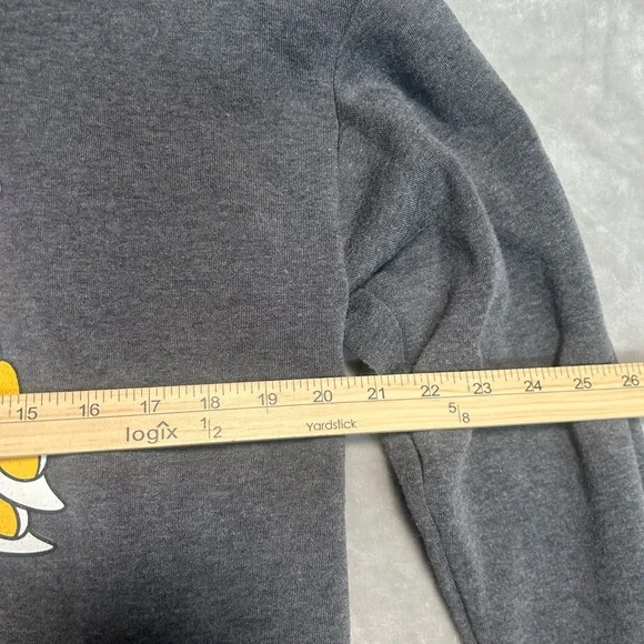 Disney Cropped Sweatshirt Women’s Large Gray Mickey And Friends - Picture 6 of 8